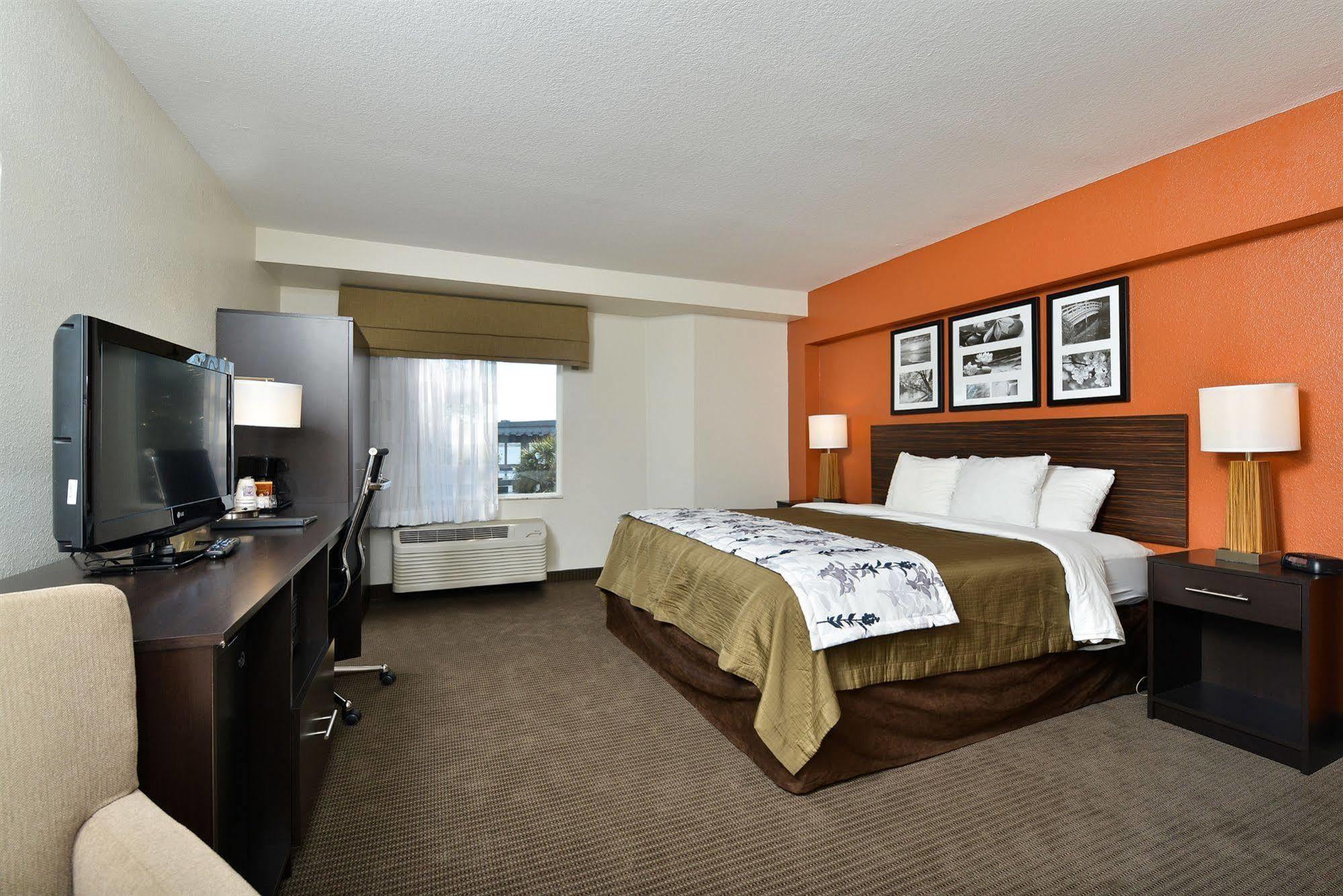 إلنتون Sleep Inn & Suites Riverfront المظهر الخارجي الصورة